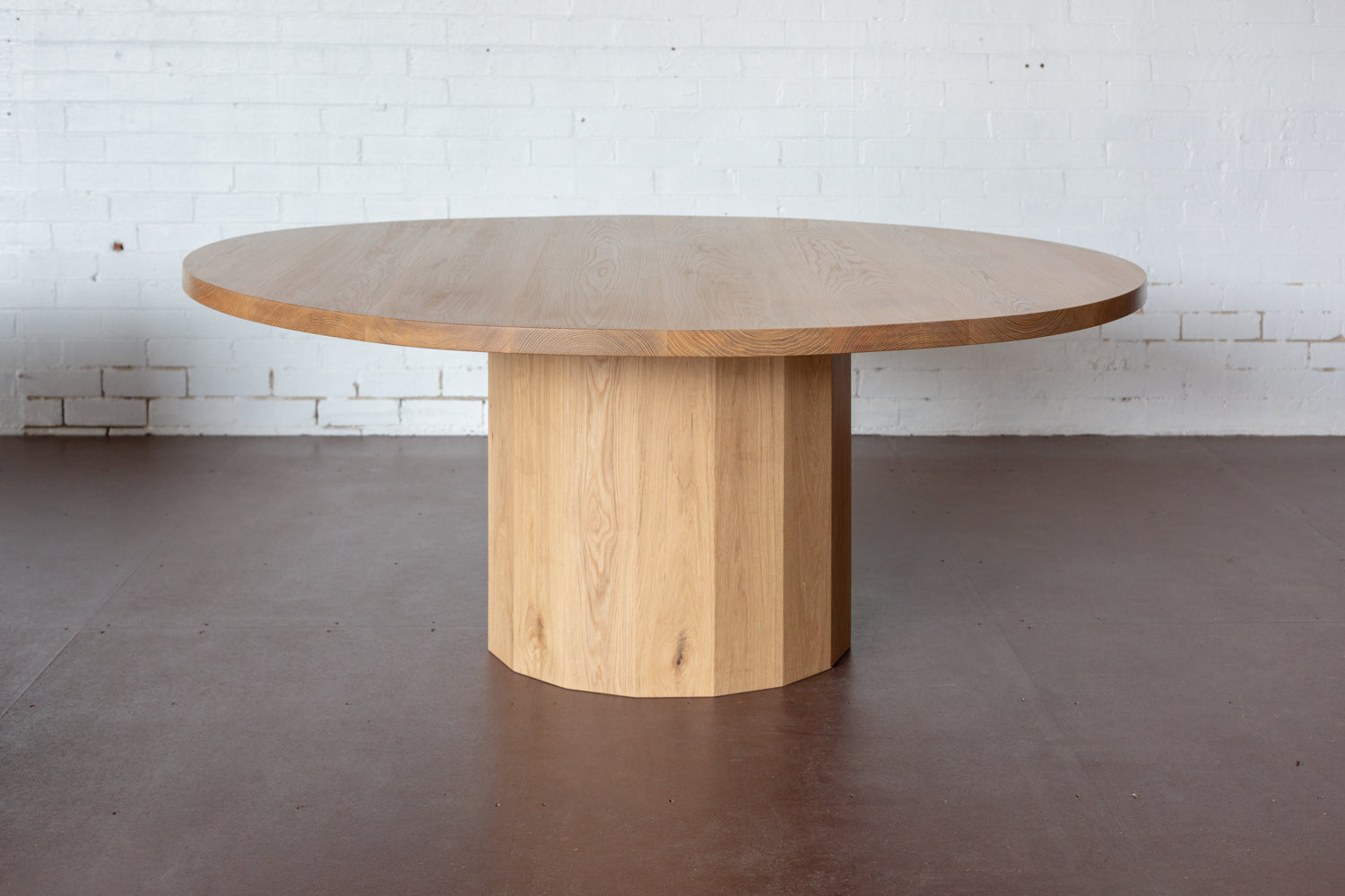 Ex Table Ex-Display Barrel Table – Mr and Mrs White